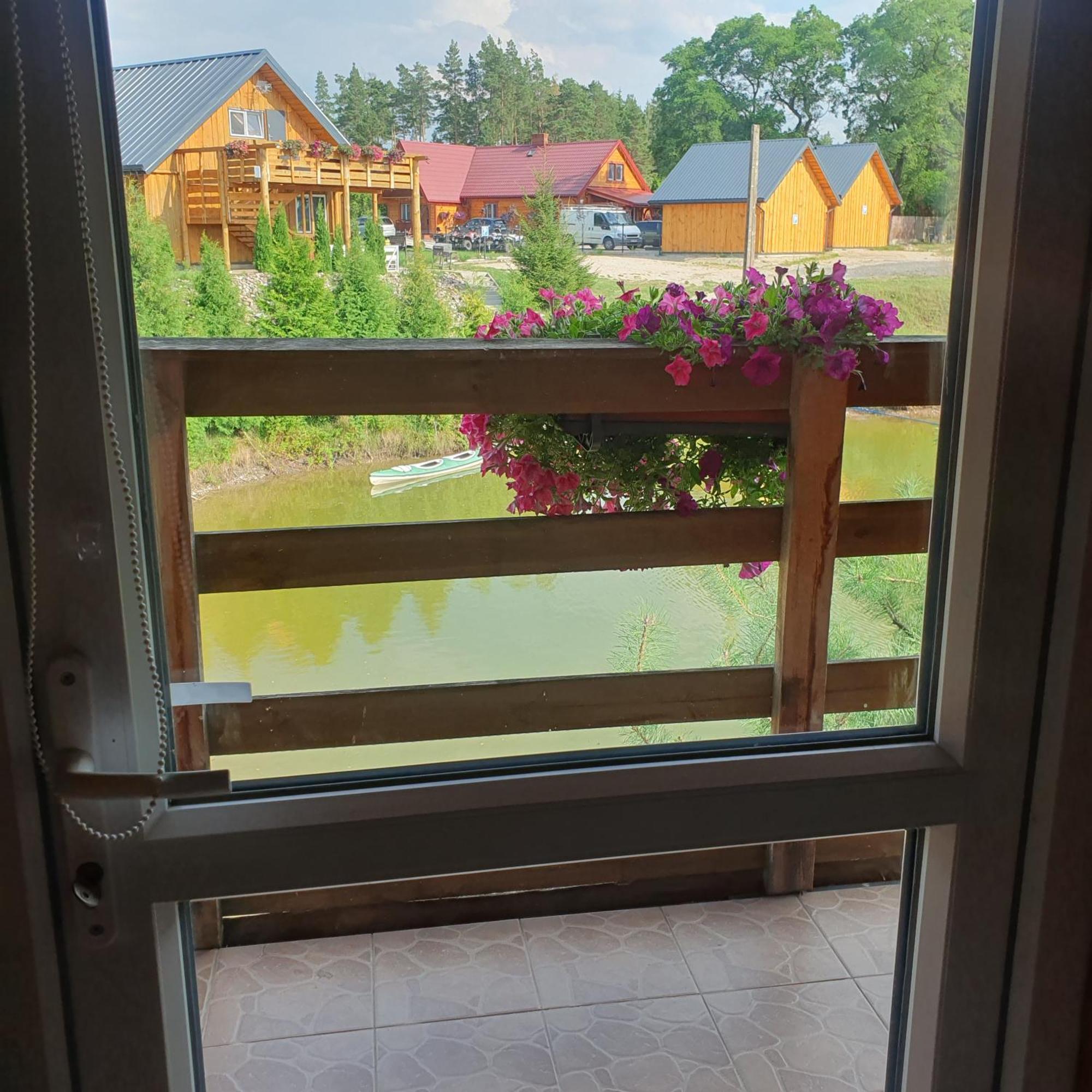 Domek Pod Akacjami Szypliszki Ngoại thất bức ảnh